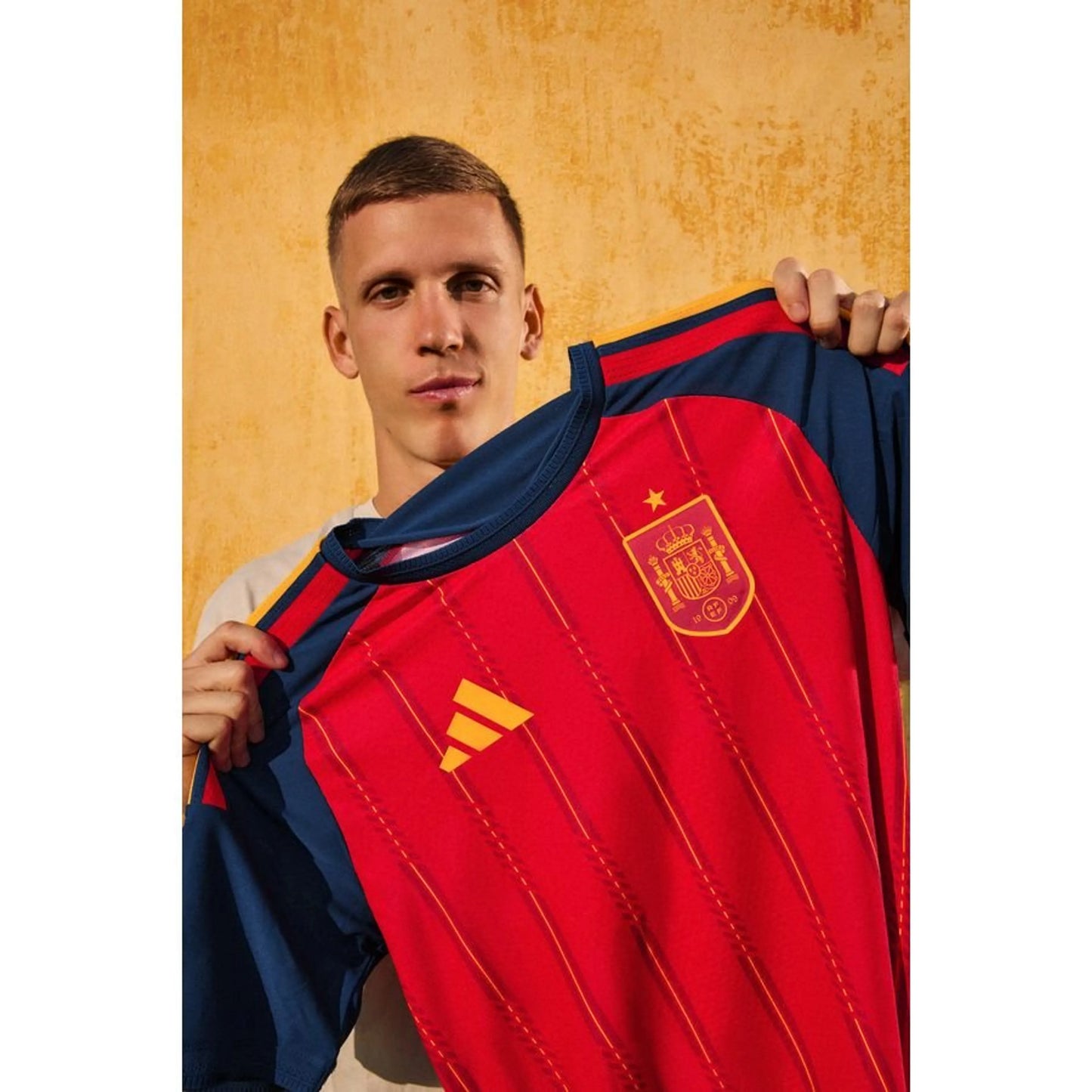 Camisola Espanha Principal Mundial 2026 - Versão Adepto