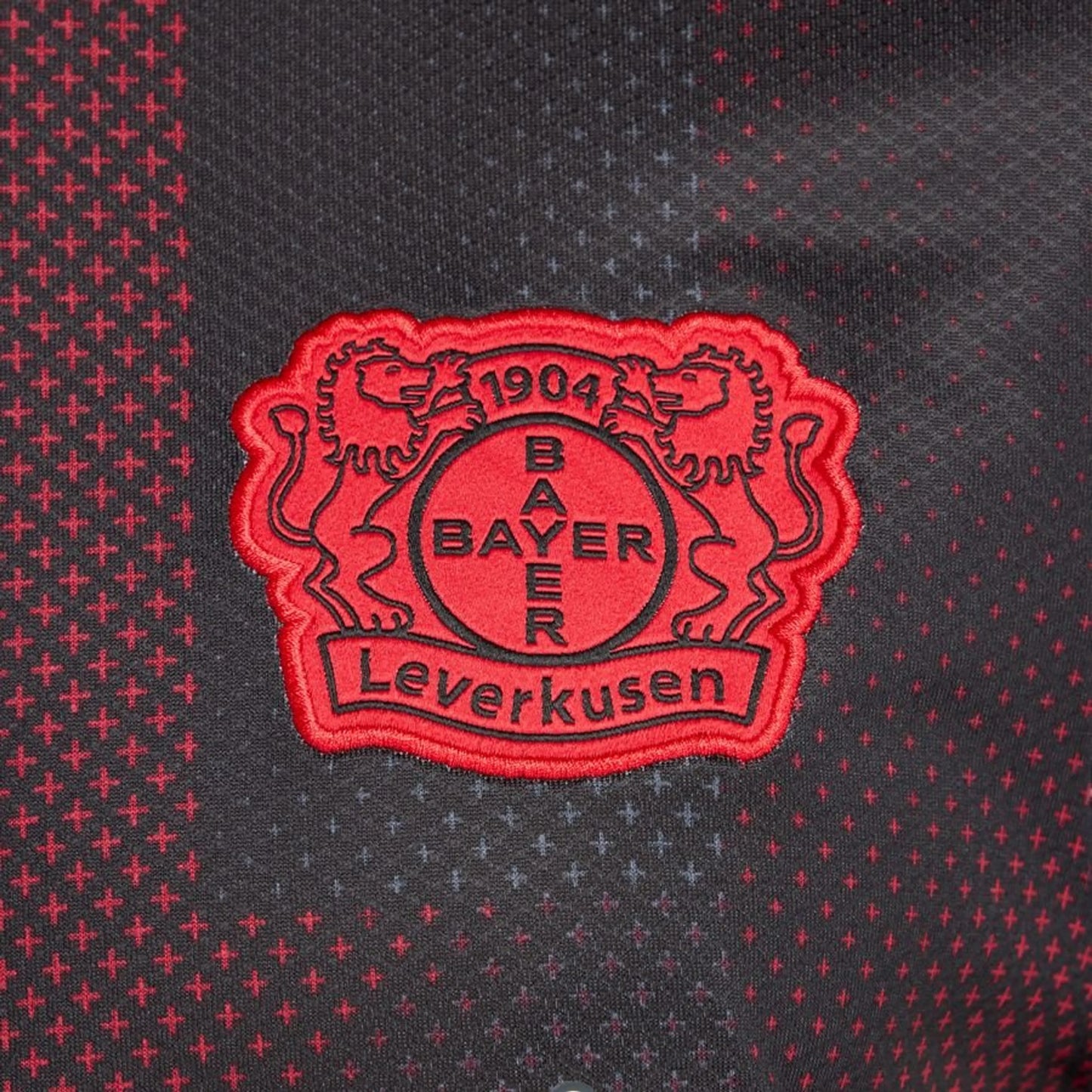 Camisola Bayer Leverkusen Principal 2025/26 - Versão Adepto