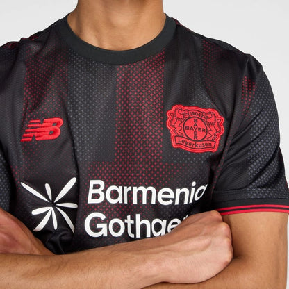 Camisola Bayer Leverkusen Principal 2025/26 - Versão Adepto