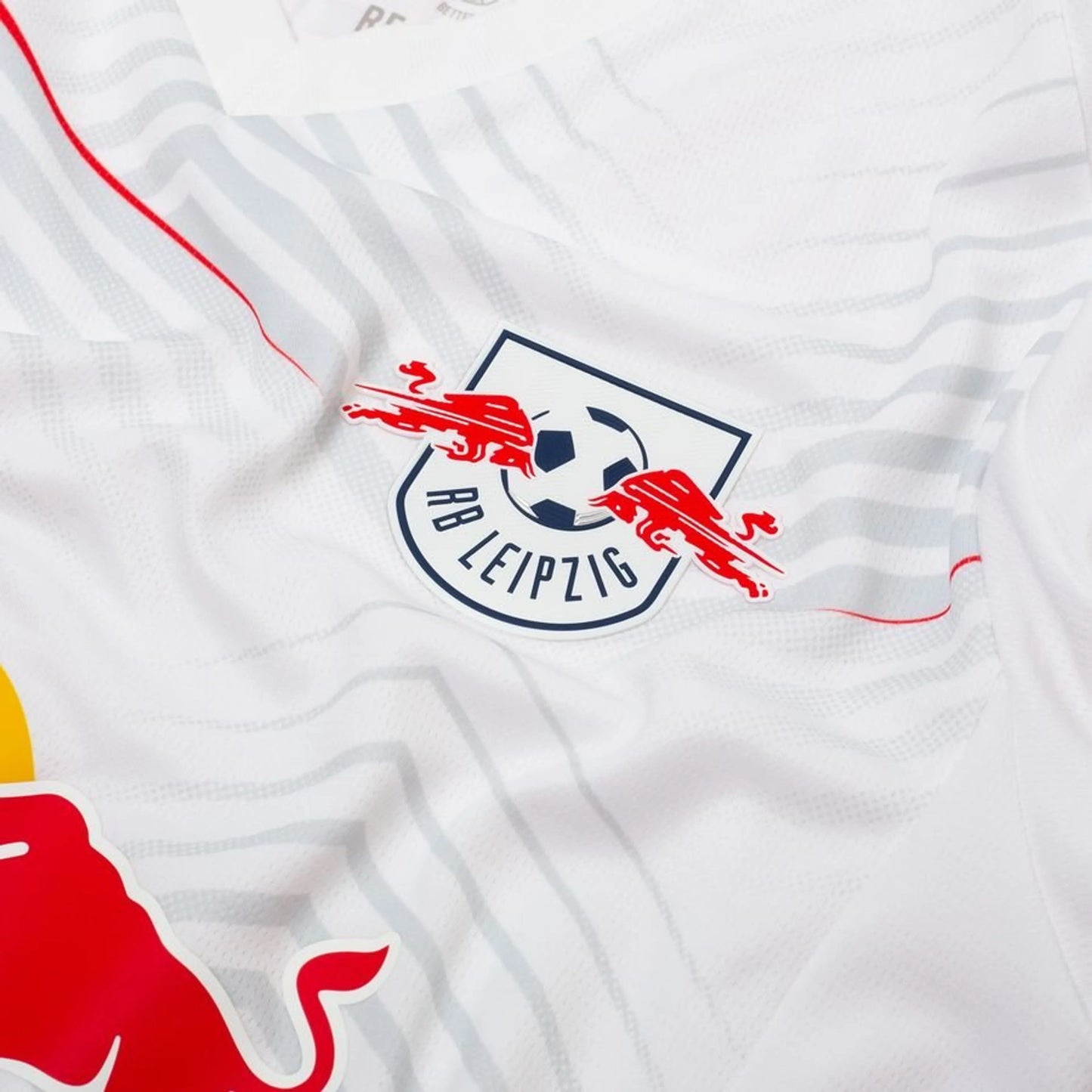 Camisola RB Leipzig Principal 2025/26- Versão Adepto