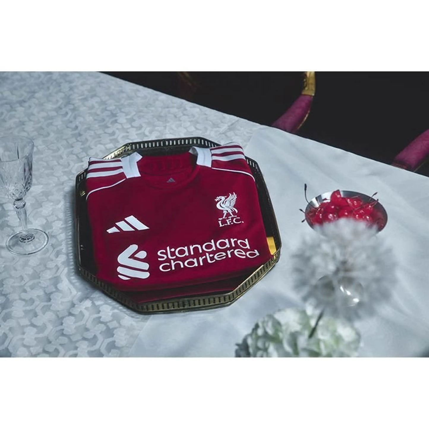 Camisola Liverpool Principal Champions League 2025/26- Versão Adepto