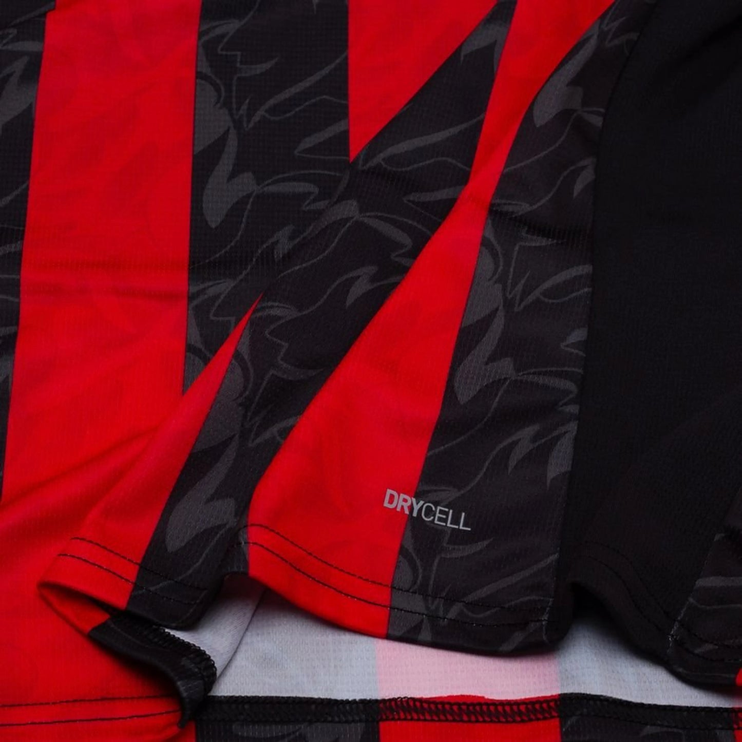 Camisola AC Milan Principal 2025/26 – Manga Comprida