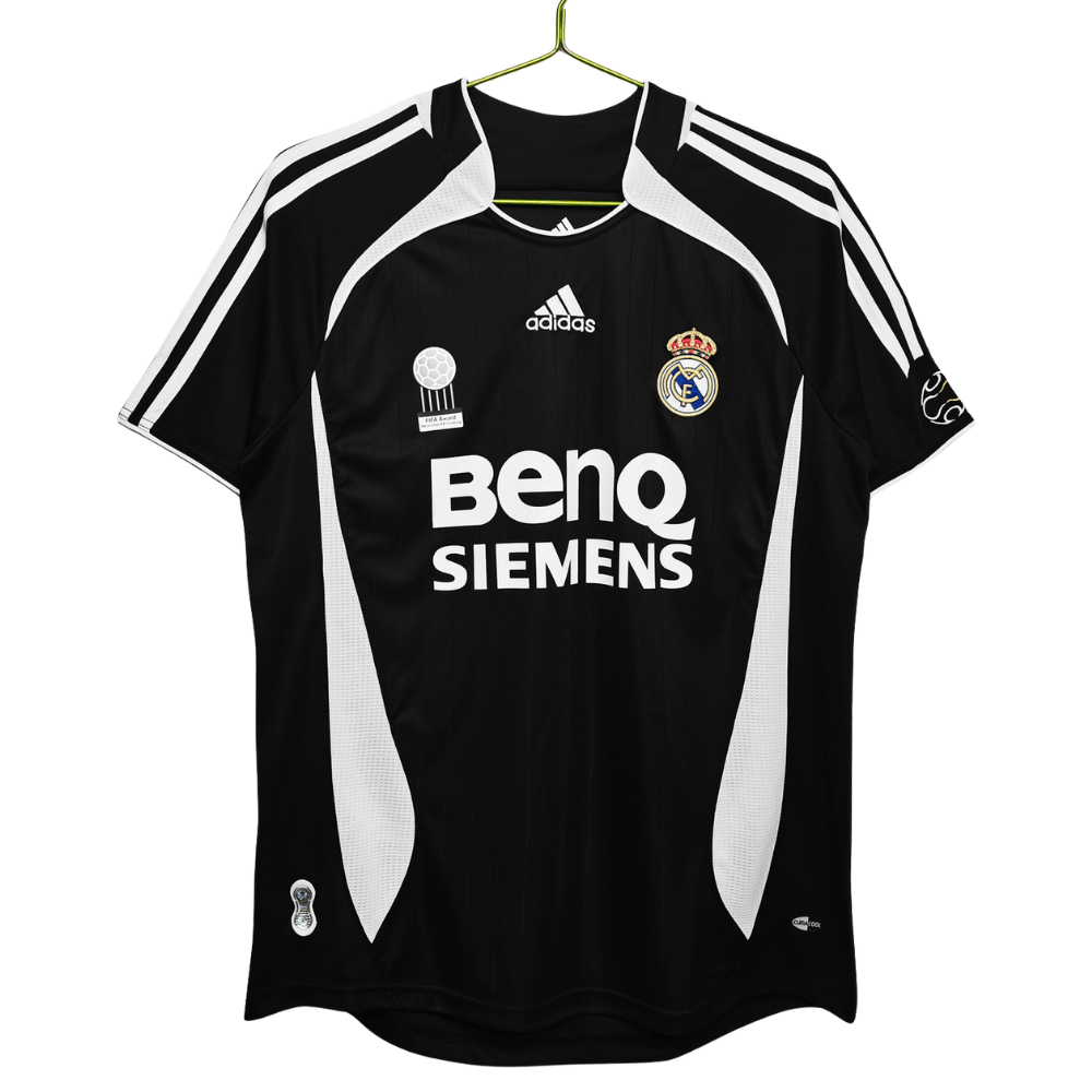 Real Madrid 2006/07 – Retro – Versão Adepto – Preto