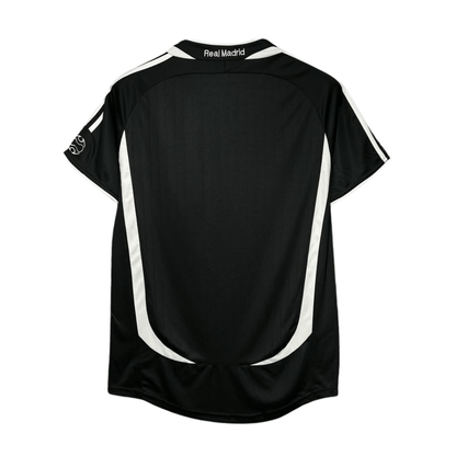 Real Madrid 2006/07 – Retro – Versão Adepto – Preto