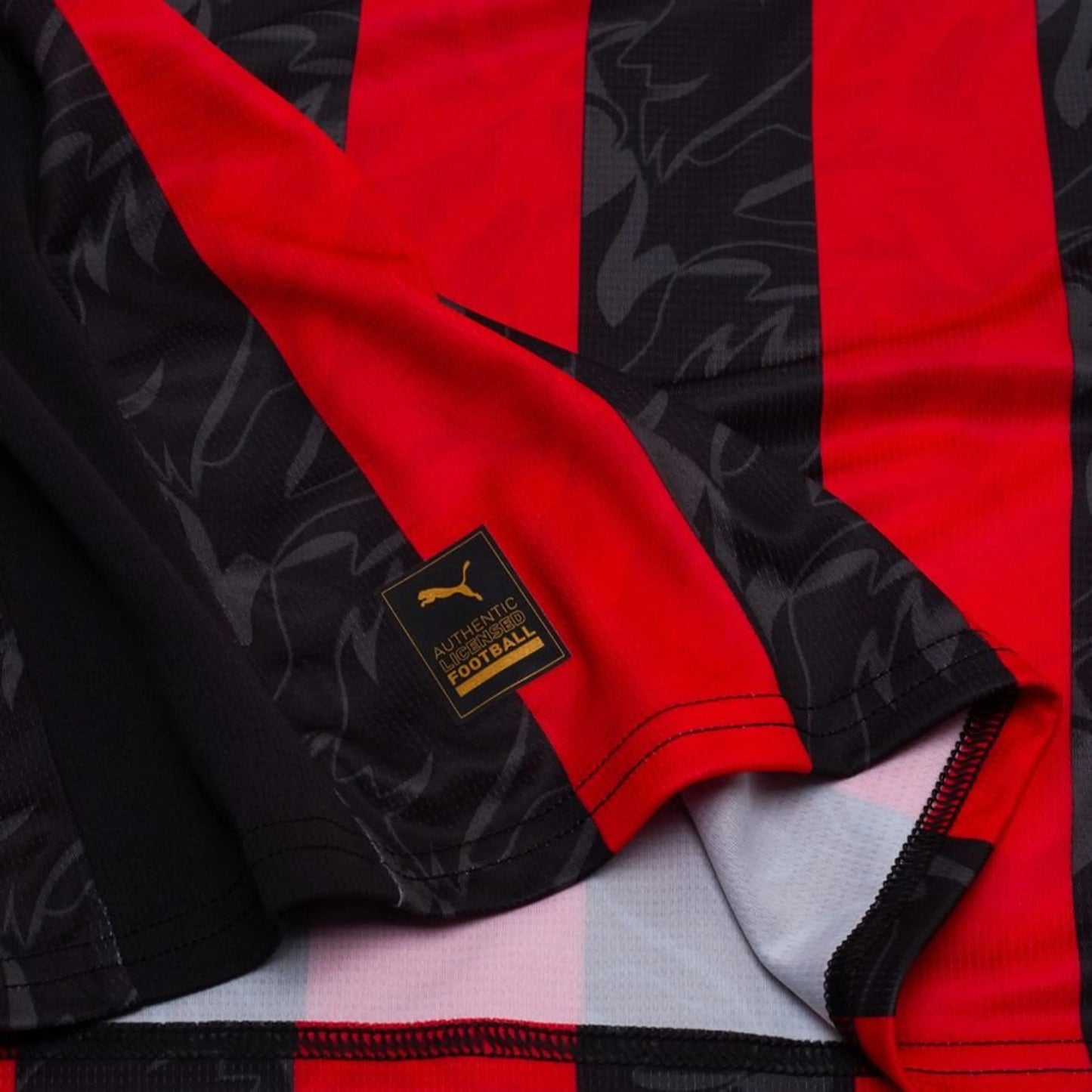 Camisola AC Milan Principal 2025/26 – Manga Comprida