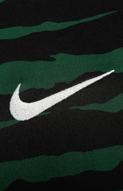 Sporting CP Christmas Kit 2025/26 – Edição Especial – Versão Adepto